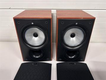 A7105. Q 15.2 luidsprekerset beschikbaar voor biedingen