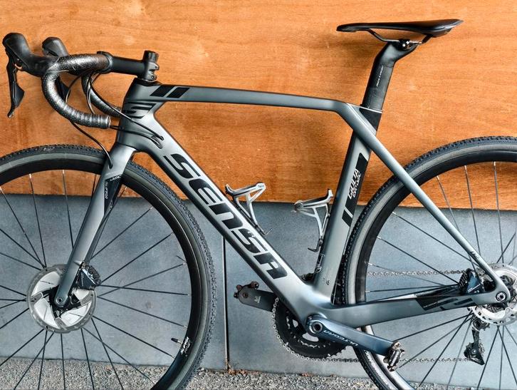 Vélo gravel Sensa Giulia carbone M, Vélos & Vélomoteurs, Vélos | Vélos de course, Comme neuf, Enlèvement
