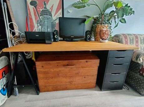 Beukenhouten bureau met zwarte schrank en kast, Huis en Inrichting, Bureaus, Gebruikt, Bureau, Ophalen