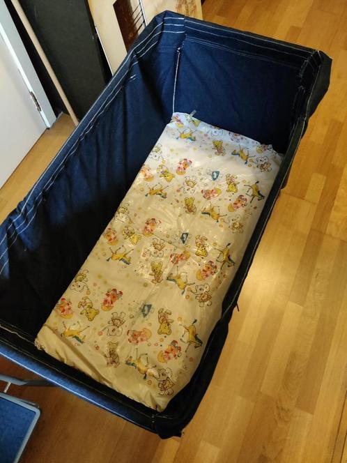 Reisbedje / logeerbedje met matrasje, Kinderen en Baby's, Babywiegjes en Ledikanten, Gebruikt, Reisbedje, Ophalen
