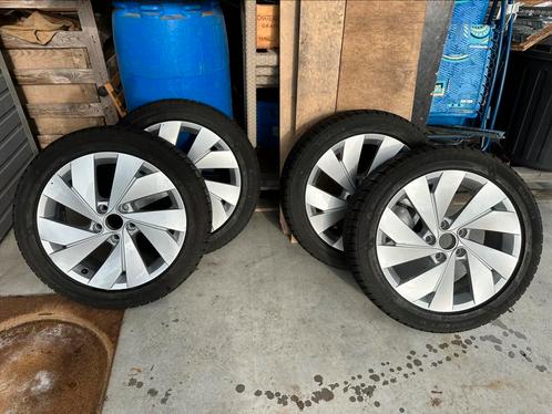 Volkswagen Belmont velgen met nieuwe winterbanden, Auto-onderdelen, Banden en Velgen, Velg(en), Winterbanden, 17 inch, Nieuw, Ophalen