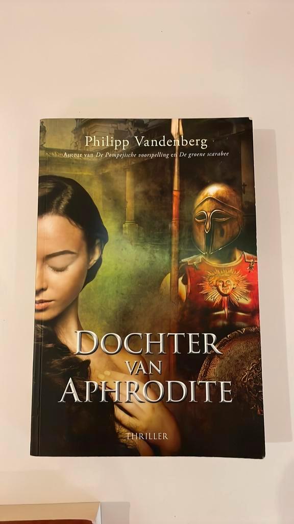 Philipp Vandenberg - Dochter van Afrodite, Boeken, Thrillers, Ophalen