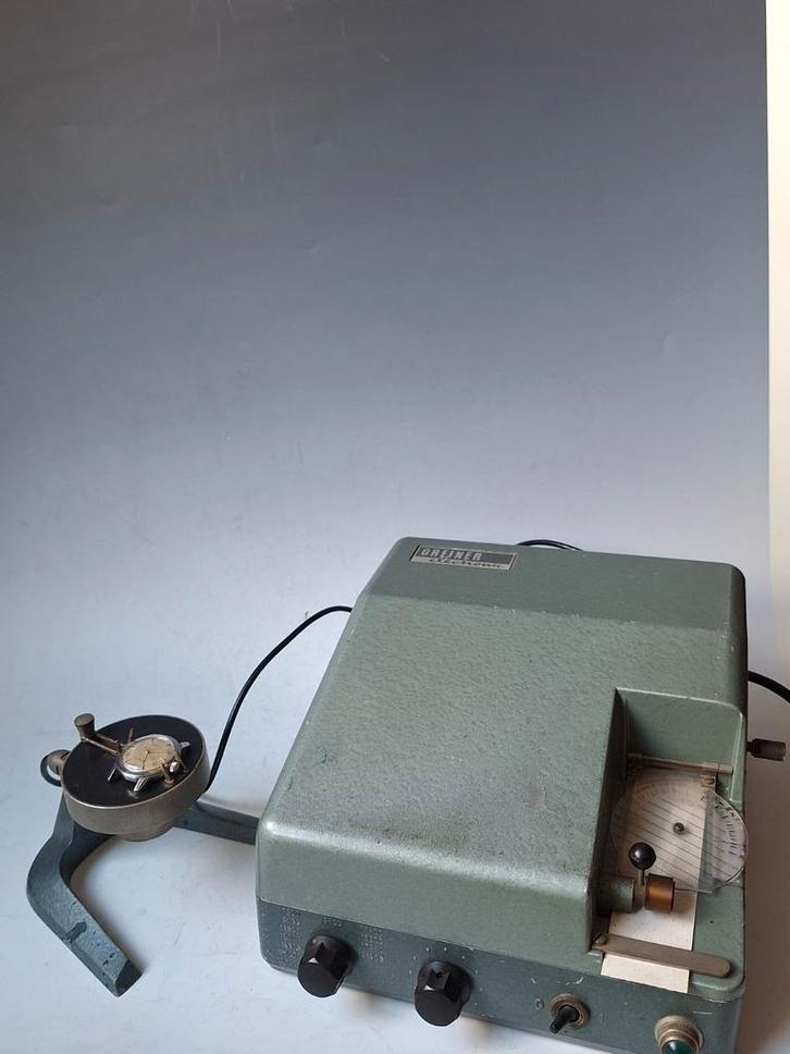 Appareil de commande/lecteur électronique Greiner, Antiquités & Art, Antiquités | Outils & Instruments, Enlèvement ou Envoi