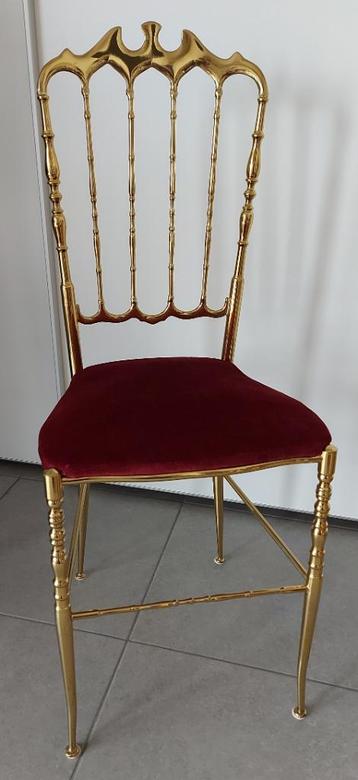 chiavari stoel in messing van Giuseppe Geatano disponible aux enchères