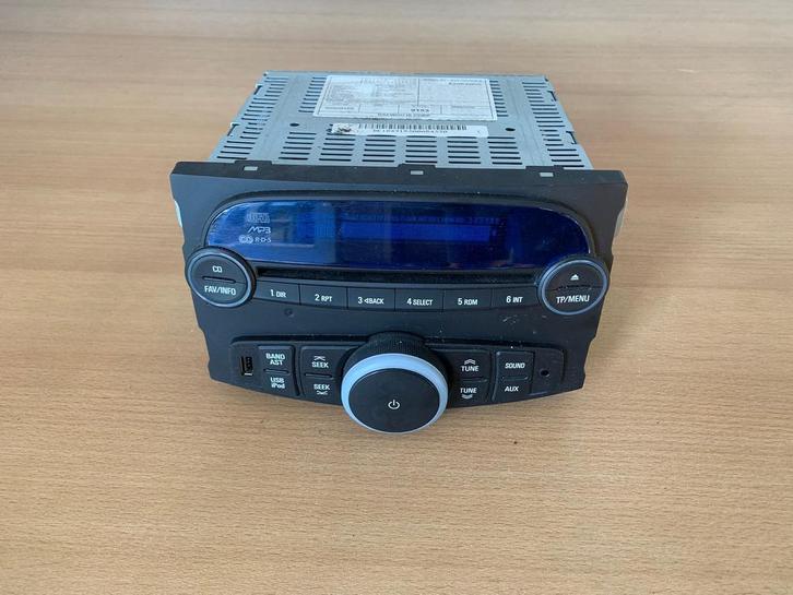Autoradio / radio Chevrolet Spark 2009 tot 2015 USB, Auto diversen, Autoradio's, Ophalen of Verzenden