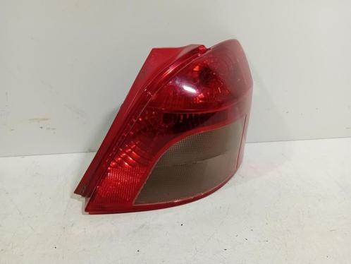 ACHTERLICHT RECHTS BUITEN Toyota Yaris II (P9), Auto-onderdelen, Verlichting, Toyota, Gebruikt