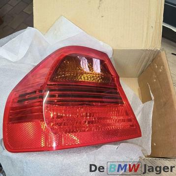 Nieuw achterlicht linksbuiten BMW 3 serie E90 63216937457 beschikbaar voor biedingen