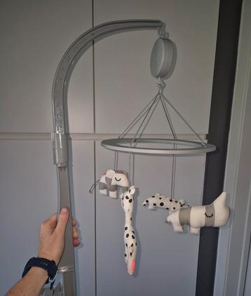 Muziekmobiel done by deer beschikbaar voor biedingen