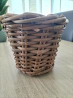 Bloempot rotan 15cm, Ophalen of Verzenden, Zo goed als nieuw