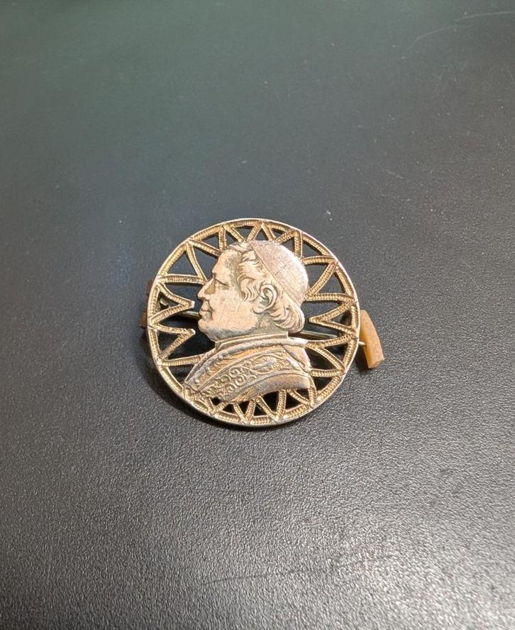 Antieke zilveren broche 1 Lira 1868, Handtassen en Accessoires, Broches, Zilver, Zilver, Ophalen of Verzenden