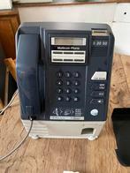 Oude telefoon met munten, Telecommunicatie, Ophalen, Gebruikt