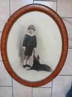 photo ovale antique avec cadre, Enlèvement