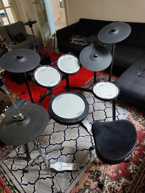 Roland TD-17 KVX  + pedaal, hi-hat statief & kruk, Muziek en Instrumenten, Drumstellen en Slagwerk, Gebruikt, Roland, Elektronisch