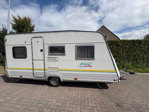 caravan Bürstner 435TN met VOLLEDIGE inboedel+luifel, Caravans en Kamperen, Caravans, Particulier, tot en met 4, 1000 - 1250 kg