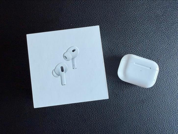 Zo goed als nieuwe Apple AirPods Pro 2-oortjes, Telecommunicatie, Mobiele telefoons | Oordopjes, Zo goed als nieuw, Ophalen of Verzenden