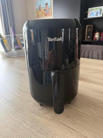 Kleine airfryer 2 personen beschikbaar voor biedingen