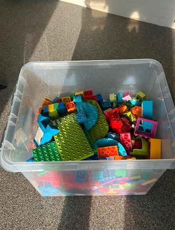 Groot lot Lego duplo  beschikbaar voor biedingen