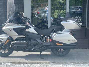 HONDA GL1800 Gold Wing Tour DCT ,07/2025 ! Only 450km!!! beschikbaar voor biedingen