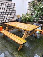 Table de jardin en bois avec banquettes. Récemment traitée., Jardin & Terrasse, Tables de pique-nique, Utilisé, Enlèvement ou Envoi