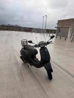 Vespa Sprint A klasse (2019 iget), Fietsen en Brommers, Ophalen, Piaggio, Zo goed als nieuw, Benzine