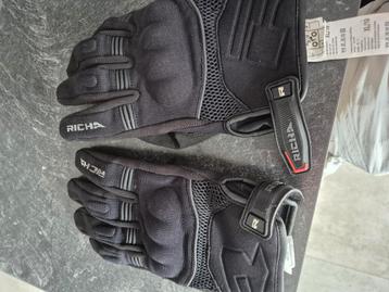 Richa handschoenen maat XL (10) beschikbaar voor biedingen