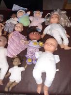 lot poupées + barbies + accessoires, Ophalen, Gebruikt