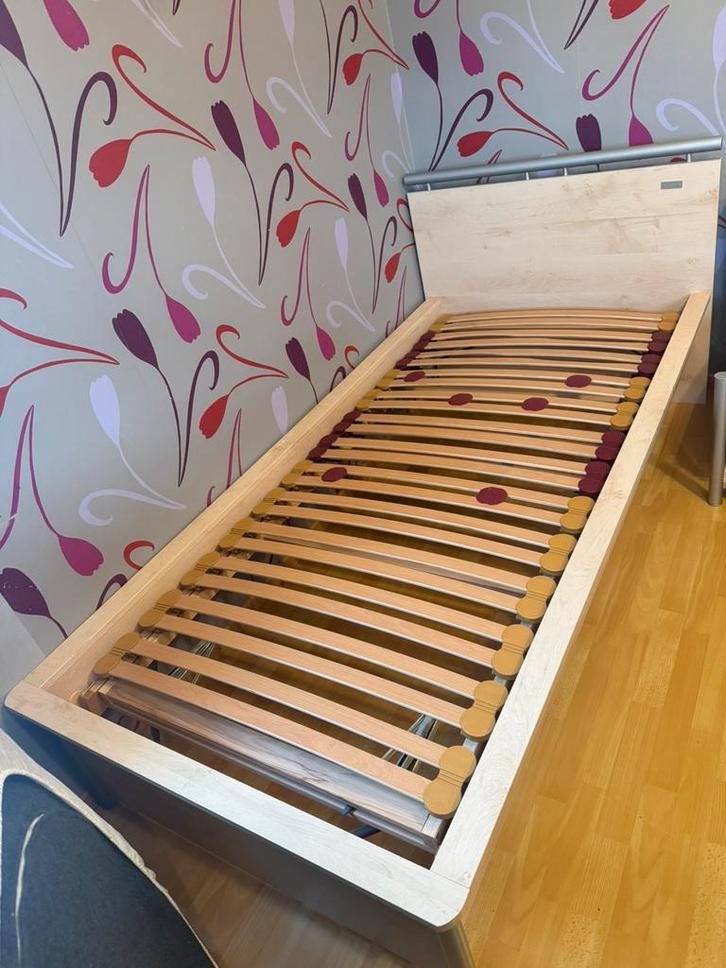 Degelijke kinderslaapkamer hout met inox, Kinderen en Baby's, Kinderkamer | Complete kinderkamers, Gebruikt, Ophalen