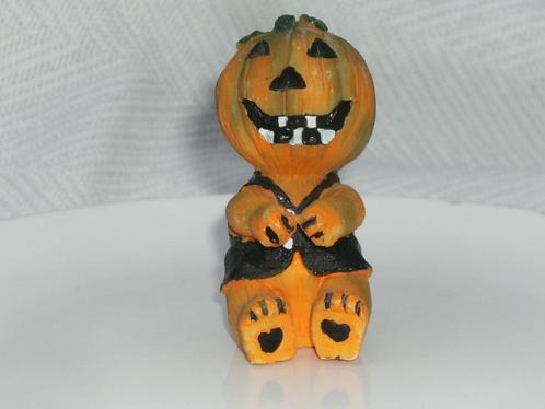 Halloween beeldje in aardewerk pompoen - poppetje 6.5cm, Hobby & Loisirs créatifs, Articles de fête, Utilisé, Décoration, Enlèvement ou Envoi