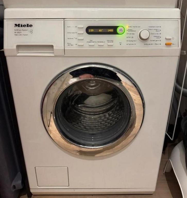Miele w5821 7 kg 1400 tr/min A+++ économe en énergie, Electroménager, Lave-linge, Comme neuf, Chargeur frontal, 6 à 8 kg, Moins de 85 cm