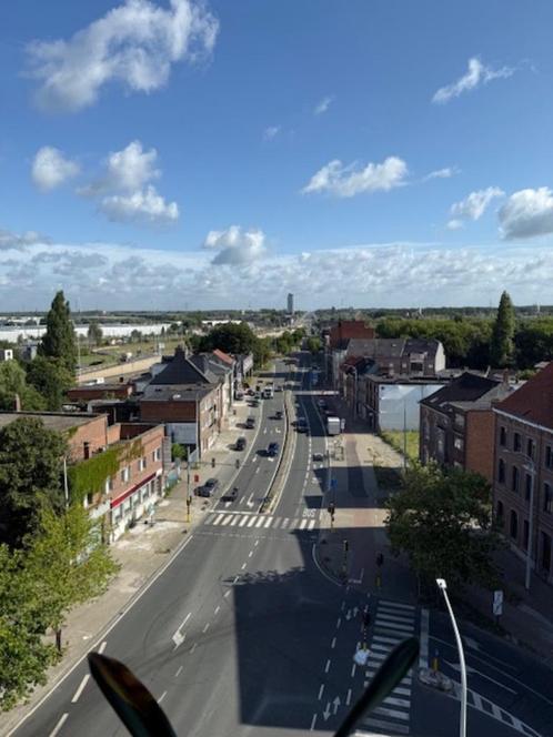 Zeer lichtrijk appartement met 2 slaapkamers, Immo, Huizen en Appartementen te koop, Provincie Antwerpen, Appartement, C