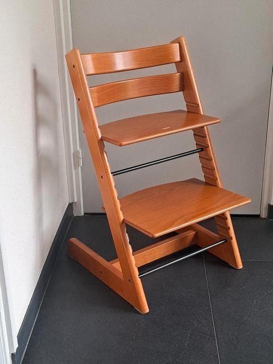 Stokke Tripp Trapp kinderstoel NIEUW MODEL in beukenkleur, Kinderen en Baby's, Kinderstoelen, Zo goed als nieuw, Meegroeistoel