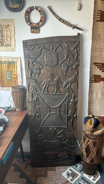 Antieke Afrikaanse deur