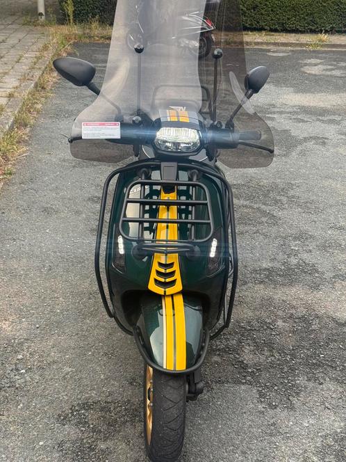 Racing sixties A klasse, Fietsen en Brommers, Scooters | Vespa, Zo goed als nieuw, Overige modellen, Klasse A (25 km/u), Benzine