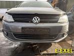 Voorbumper Volkswagen Jetta IV (162/16A) 2011-17 LD7X, Auto-onderdelen, Gebruikt, -, Ophalen of Verzenden, Bumper