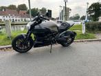 DIAVEL TITAMIUM 2015, Naked bike, Particulier, 2 cylindres, 1200 cm³