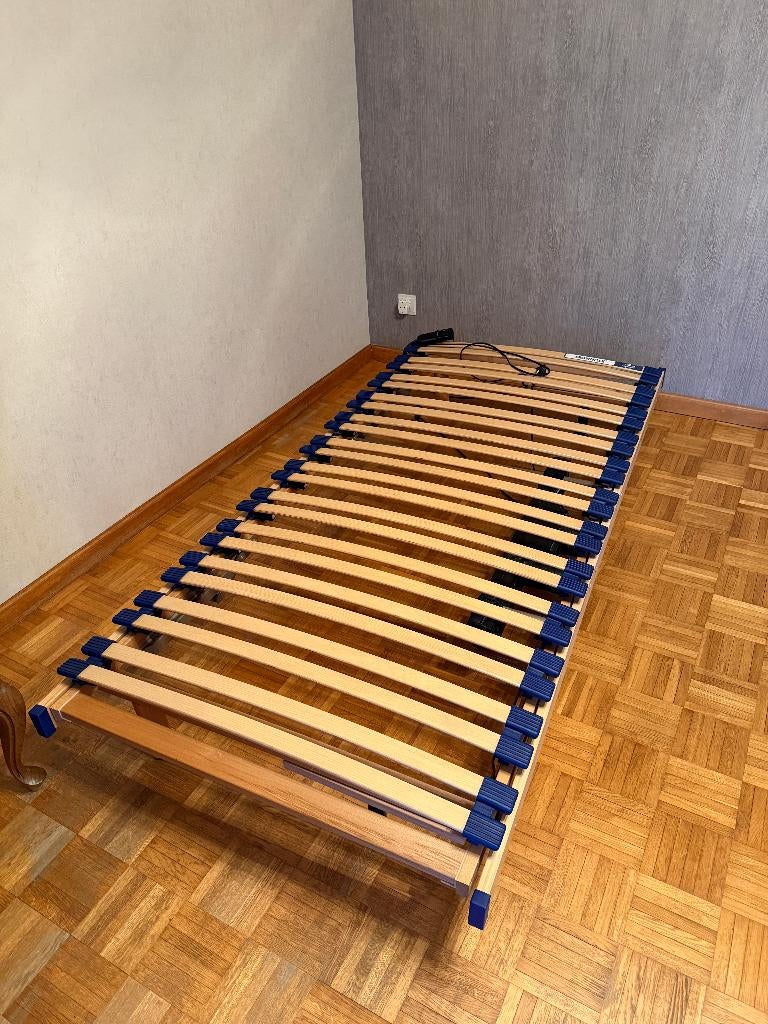 Elektrische lattenbodem Crown Bedding, Huis en Inrichting, Slaapkamer | Matrassen en Bedbodems, Zo goed als nieuw, Bedbodem, 90 cm