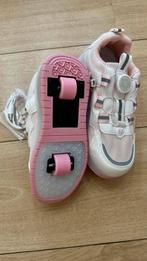 LED-sneakers met wieltjes – Nieuw, te grote maat  €44.99, Ophalen of Verzenden, Nieuw