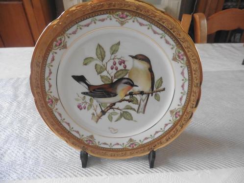 Mooi decoratief bord gemaakt van Limoges-porselein - decor o, Antiek en Kunst, Antiek | Porselein, Ophalen