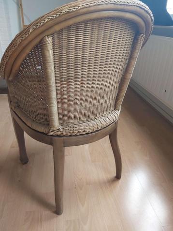 Houten stoelen te koop