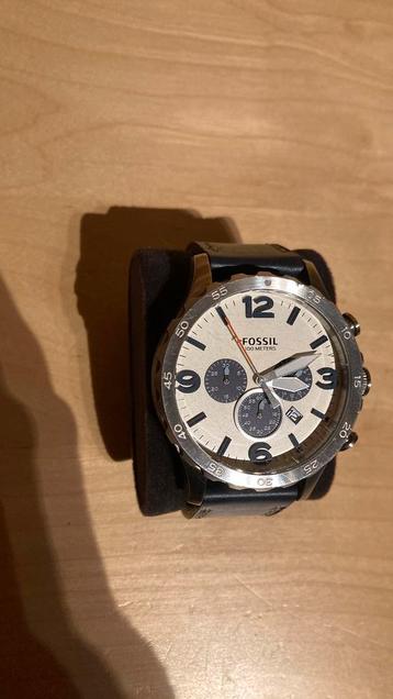 Montre FOSSIL beschikbaar voor biedingen