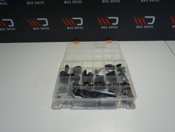 Porsche Boxster 986 + 996 clipsen bouten, schroeven,... beschikbaar voor biedingen