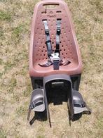 YEPP maxi fietsstoel achterzitje bruin, Ophalen, Achterzitje, Voetsteuntjes, Yepp (Thule)