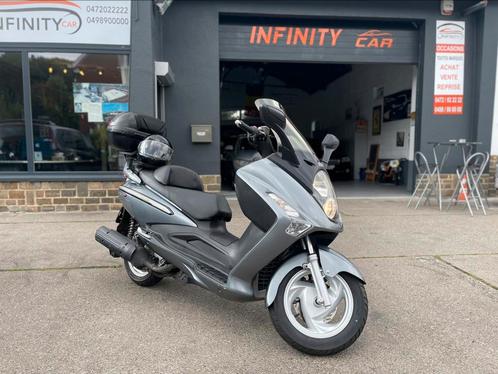 SYM GTS 250 2008 250cc 17kw 23pk 1e hoofd 11.000km met helm, Fietsen en Brommers, Scooters | SYM, Nieuw, Overige modellen, Klasse B (45 km/u)