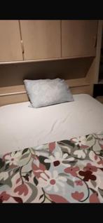 Bed met overbouw, Ophalen, Beige, 140 cm, Zo goed als nieuw