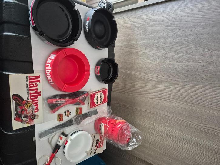 Marlboro, Verzamelen, Merken en Reclamevoorwerpen, Ophalen