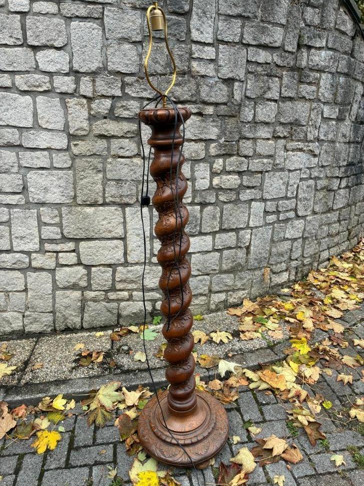 Vloerlamp, Huis en Inrichting, Lampen | Vloerlampen, Gebruikt, 200 cm of meer, Hout, Ophalen