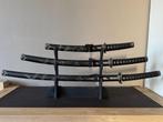 Set van 3 Katana's (Japanse zwaarden) op staander, Ophalen