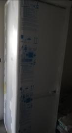 Frigo encastrable Whirlpool, Electroménager, Réfrigérateurs & Frigos, Enlèvement, Avec compartiment congélateur, 160 cm ou plus