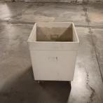 Plantenbak op wieltjes, Ophalen