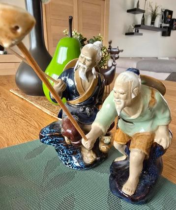 2 vintage Chinese Shiwan Mudmen-vissers beschikbaar voor biedingen